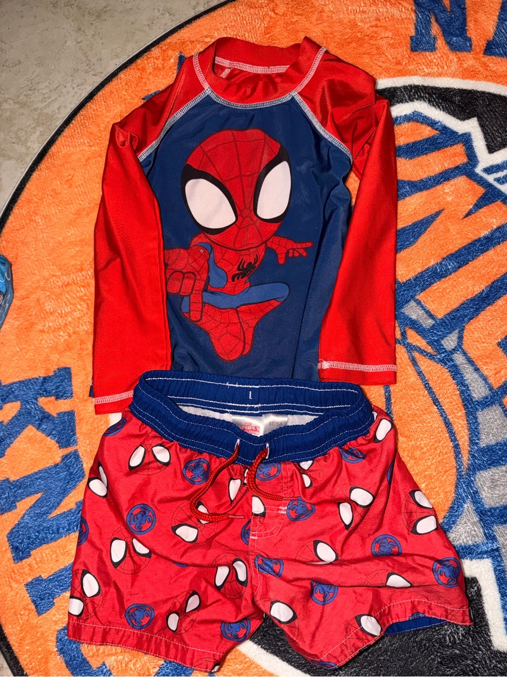 Spider Man Graphic Swim Set- Excellent condition - like new!!
